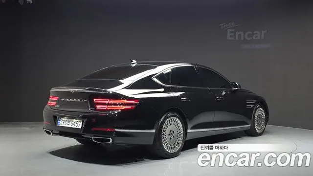 Genesis G80 2023 thumb 2