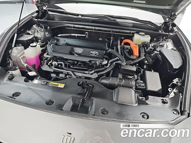 Toyota Crown 2024 thumb 6