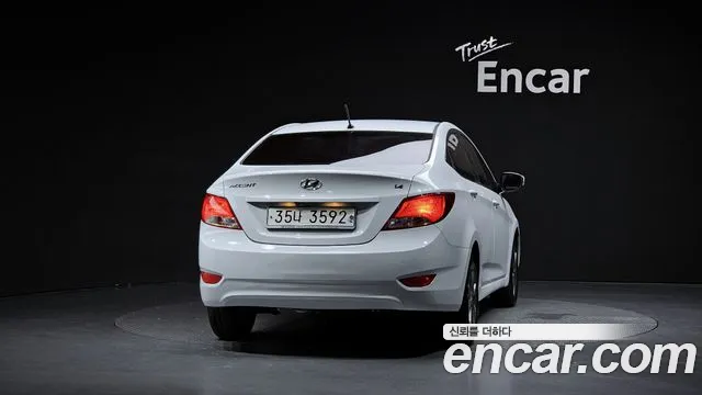 Hyundai Accent 2018 thumb 3