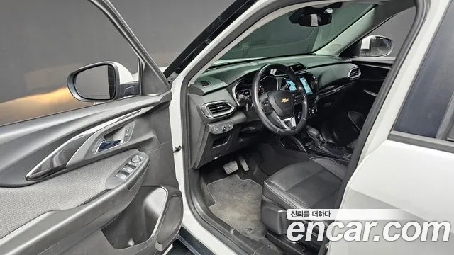 ChevroletGMDaewoo TrailBlazer 2020 thumb 10