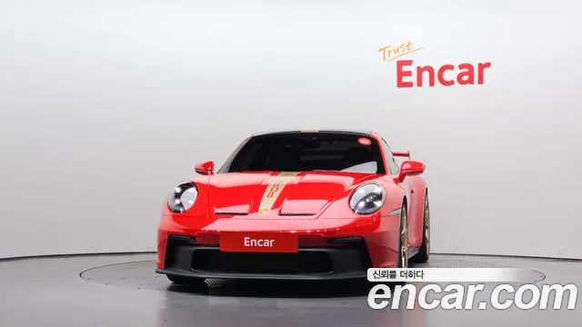 Porsche 911 2021 thumb 3