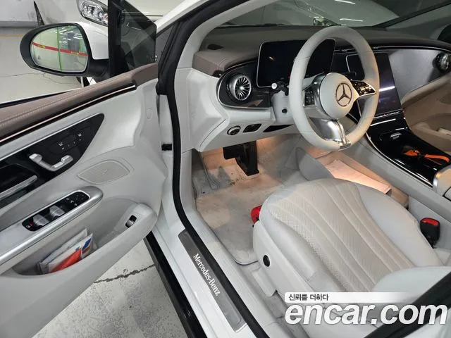 Mercedes-Benz EQE 2026 thumb 3
