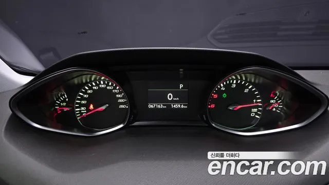 Peugeot 308 2017 thumb 8