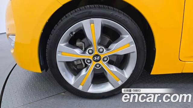 Hyundai Veloster 2013 thumb 5