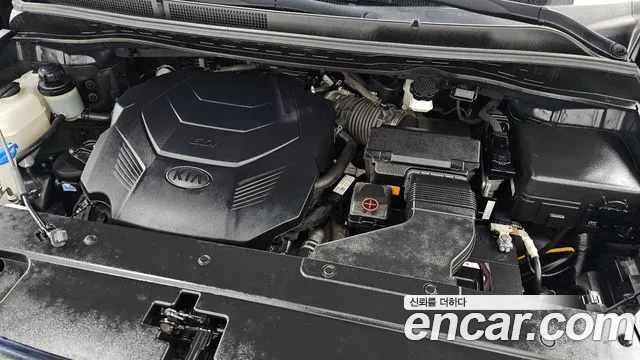 Kia Carnival 2018 thumb 6