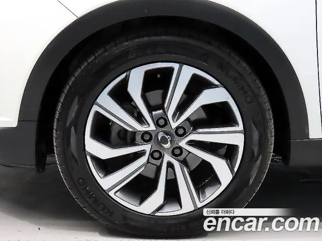 KG_Mobility_Ssangyong TIBOLI 2020 thumb 5