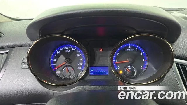Hyundai Genesis 2011 thumb 8