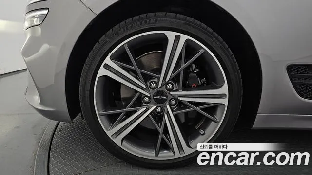 Genesis G70 2024 thumb 5