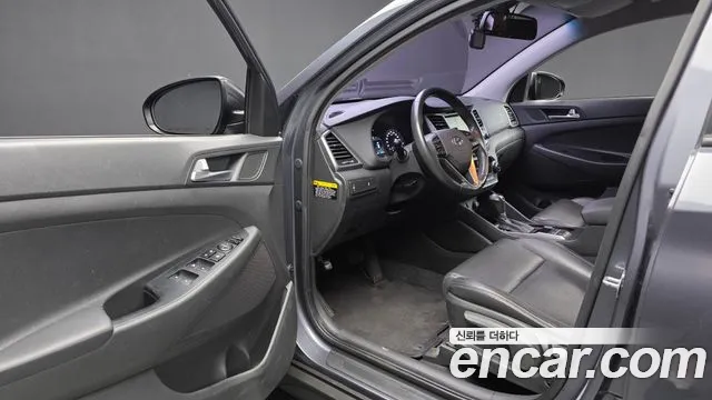 Hyundai Tucson 2015 thumb 10