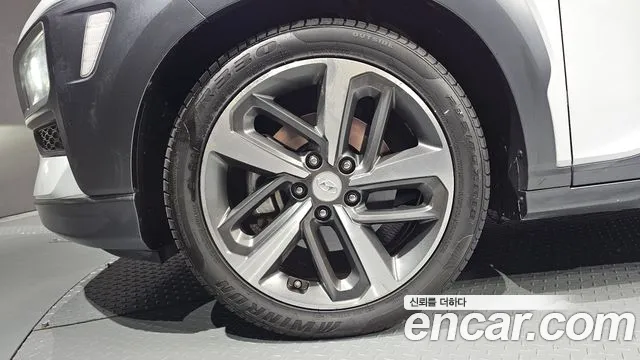Hyundai Kona 2018 thumb 4