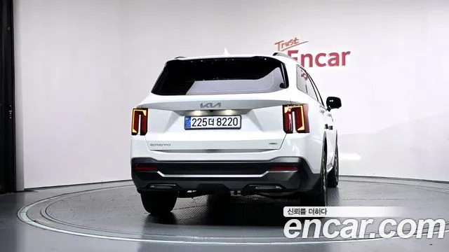 Kia Sorento 2023 thumb 4