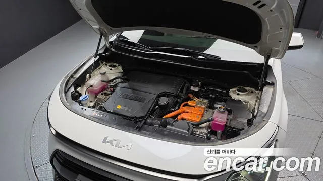 Kia Niro 2023 thumb 6