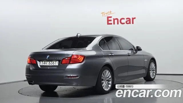 BMW 5-Series 2013 thumb 2
