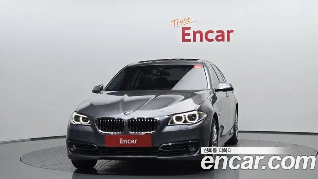 BMW 5-Series 2013 thumb 3