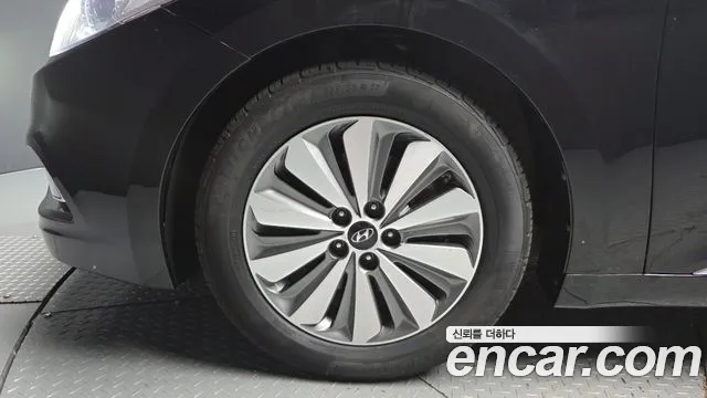 Hyundai Grandeur 2014 thumb 5