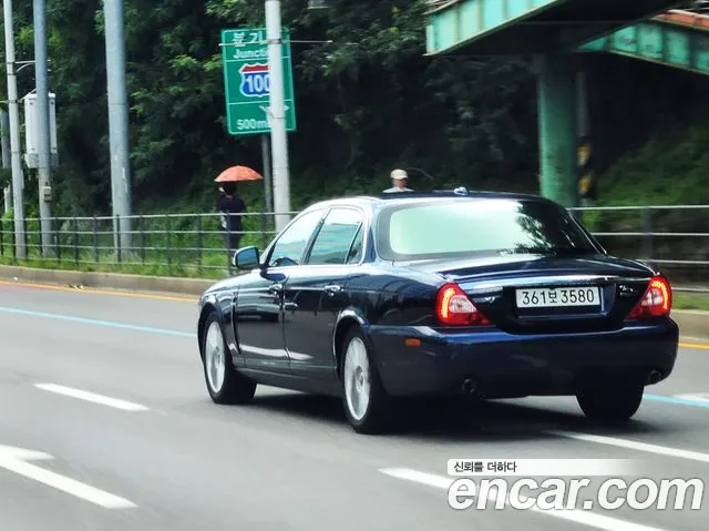Jaguar XJ 2008 thumb 9