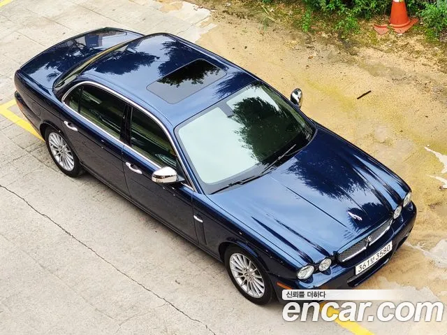 Jaguar XJ 2008 thumb 11