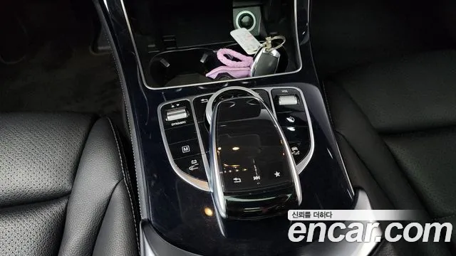 Mercedes-Benz GLC 2019 thumb 9