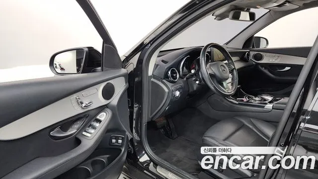 Mercedes-Benz GLC 2019 thumb 10