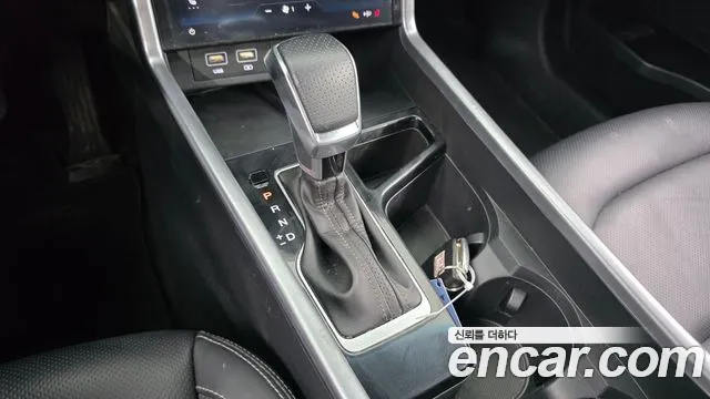 KG_Mobility_Ssangyong Torres 2022 thumb 9