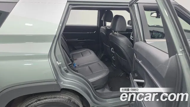 KG_Mobility_Ssangyong Torres 2022 thumb 11