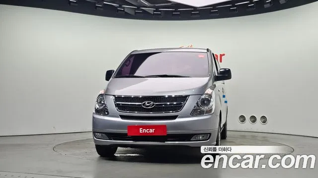 Hyundai Starex 2015 thumb 3