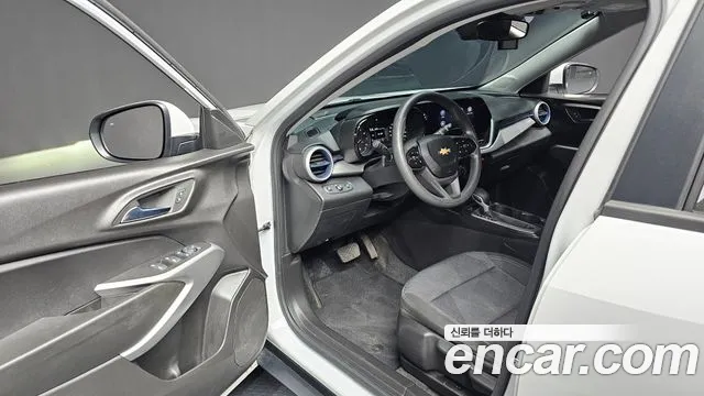ChevroletGMDaewoo Tracker 2023 thumb 10