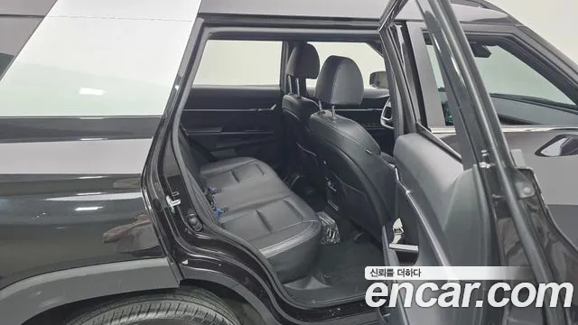 KG_Mobility_Ssangyong Torres 2022 thumb 11