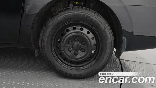 Hyundai Staria 2026 thumb 5