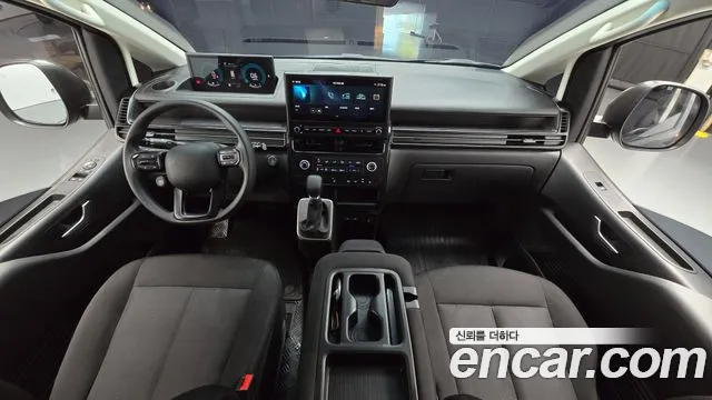 Hyundai Staria 2026 thumb 7