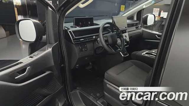 Hyundai Staria 2026 thumb 10