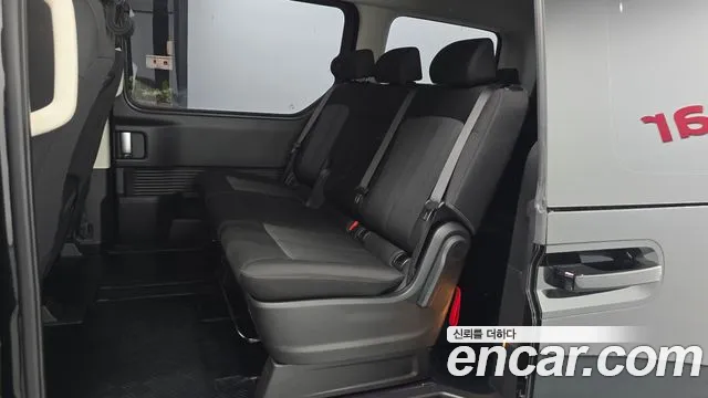 Hyundai Staria 2026 thumb 11