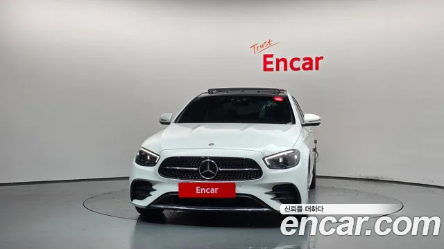 Mercedes-Benz E-Класс 2022 thumb 3