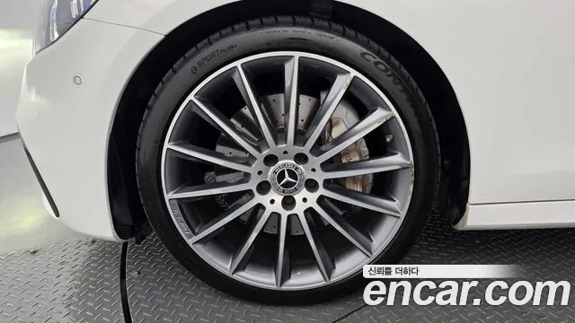 Mercedes-Benz E-Класс 2022 thumb 5