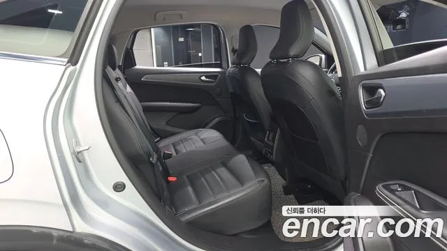 Renault-KoreaSamsung Arkana 2020 thumb 11