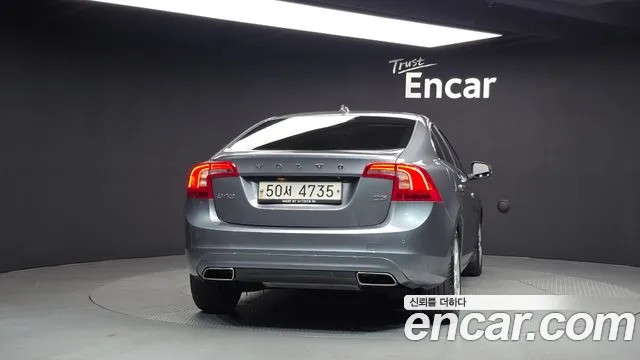 Volvo S60 2017 thumb 4