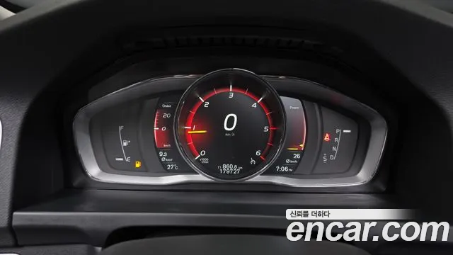 Volvo S60 2017 thumb 8