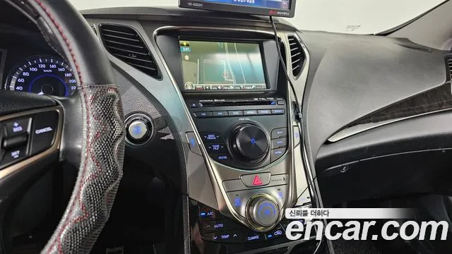 Hyundai Grandeur 2011 thumb 12