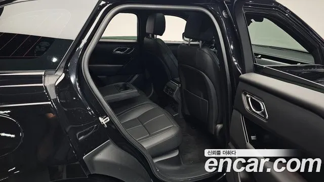 Land Rover Range Rover Velar 2025 thumb 11
