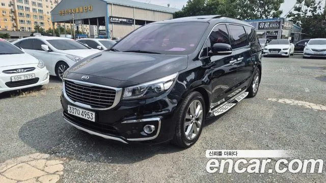 Kia Carnival 2016 thumb 2