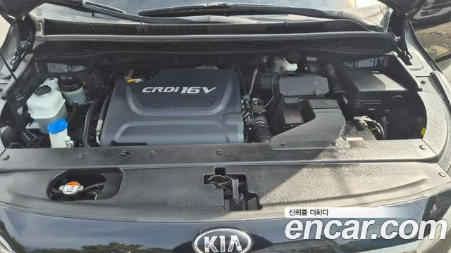 Kia Carnival 2016 thumb 6