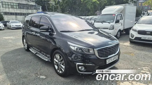 Kia Carnival 2016 thumb 11