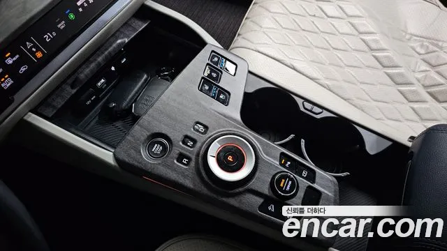 Kia Sportage 2024 thumb 8