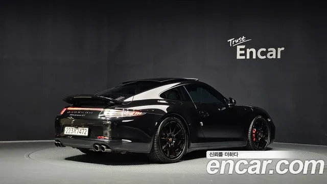 Porsche 911 2013 thumb 2
