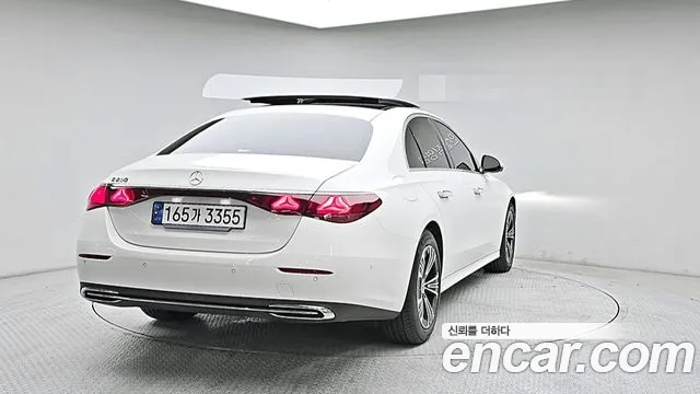 Mercedes-Benz E-Класс 2024 thumb 2