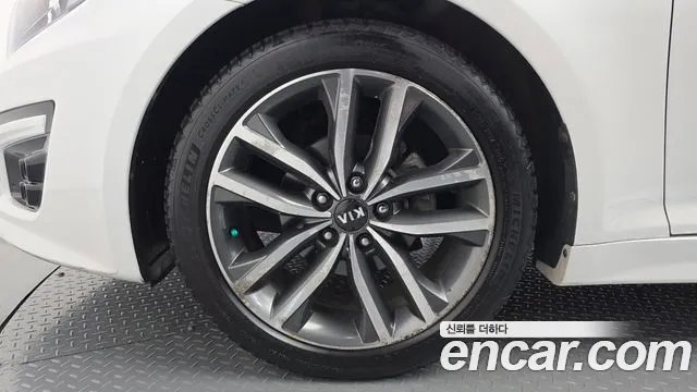 Kia K5 2013 thumb 4