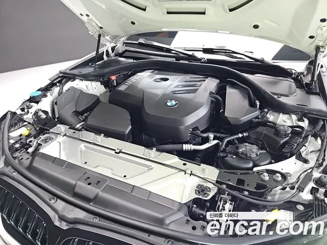 BMW 3-Series 2025 thumb 6