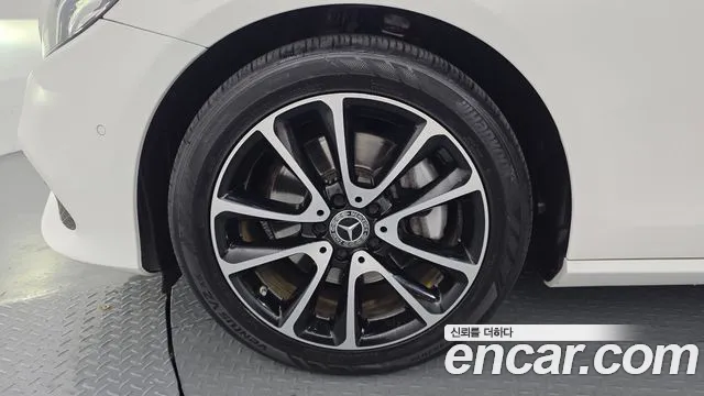Mercedes-Benz E-Класс 2020 thumb 5