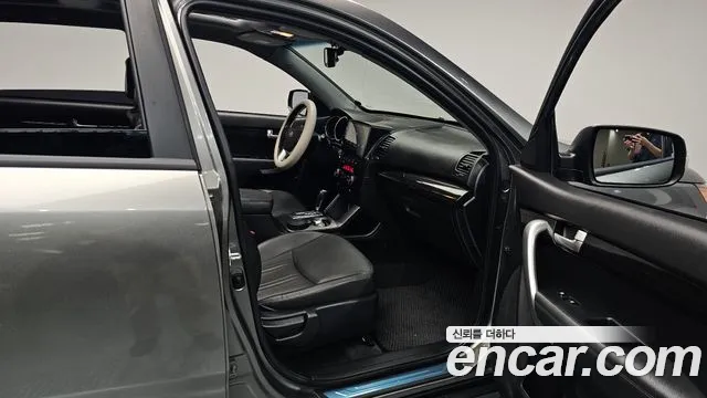 Kia Sorento 2011 thumb 11