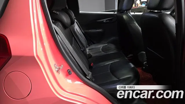 ChevroletGMDaewoo Spark 2017 thumb 12